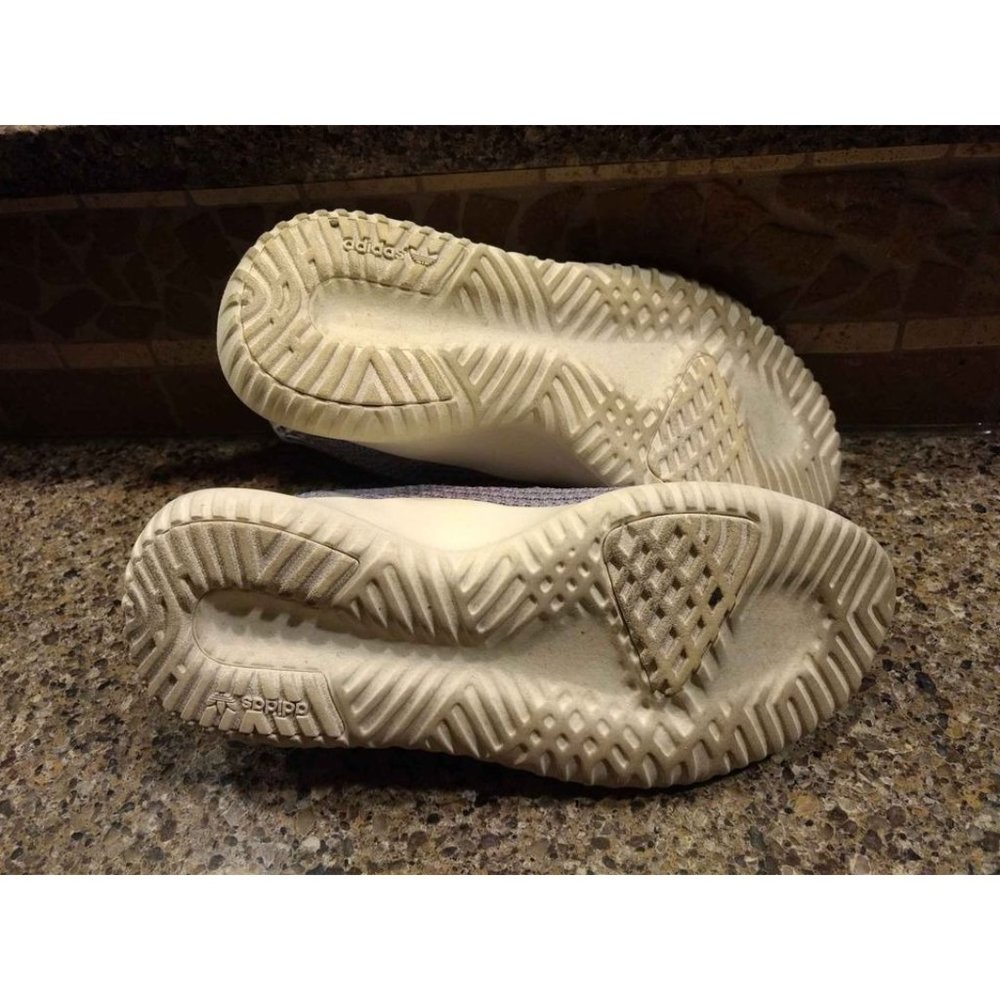 Adidas Shoes Size 4.5 Youth Athletic Tennis Girls Tubular Gray White Sneakers - Picture 7 of 7